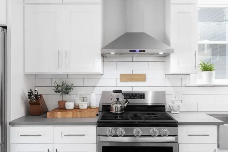White subway tile backsplash in contemporary kitchen